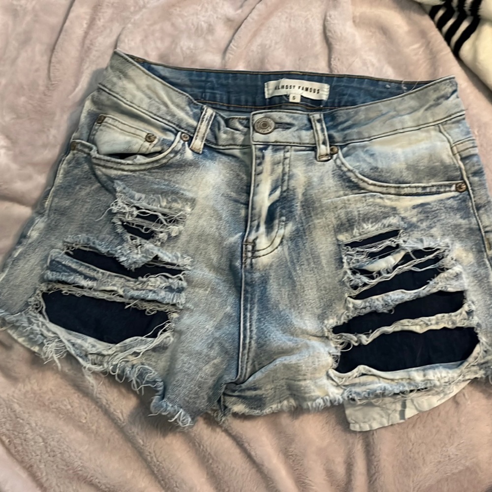 Almost Famous jean shorts high rise (5)